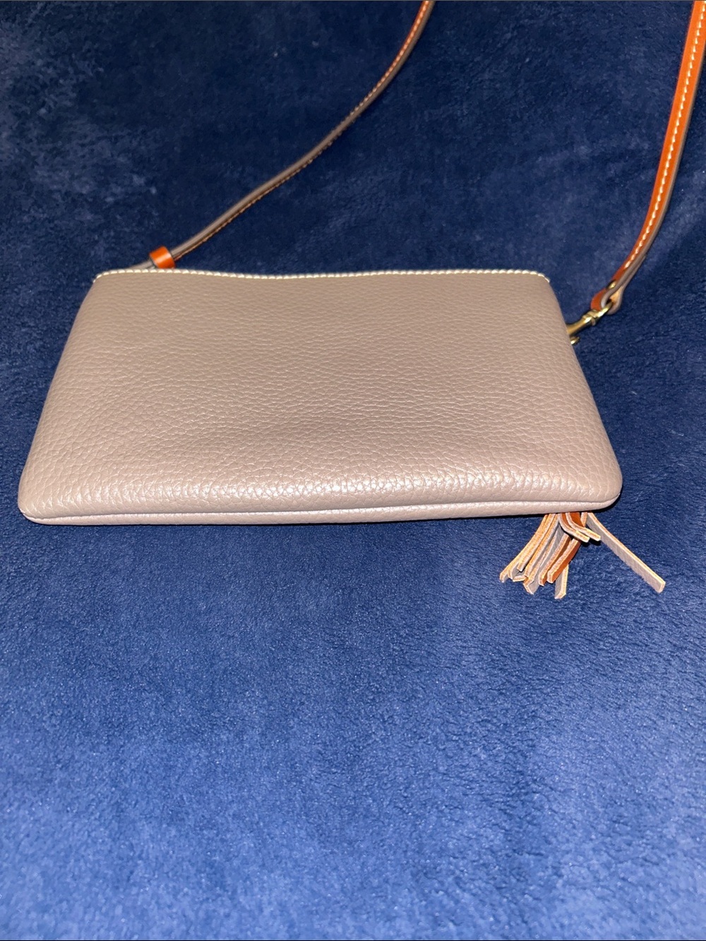 Dooney & Bourke Pebble Leather Crossbody Bag in Taupe with Orange Strap - Picture 2 of 8